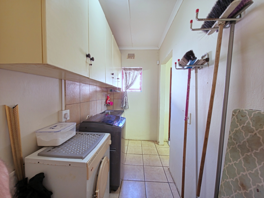 3 Bedroom Property for Sale in Hawston Western Cape